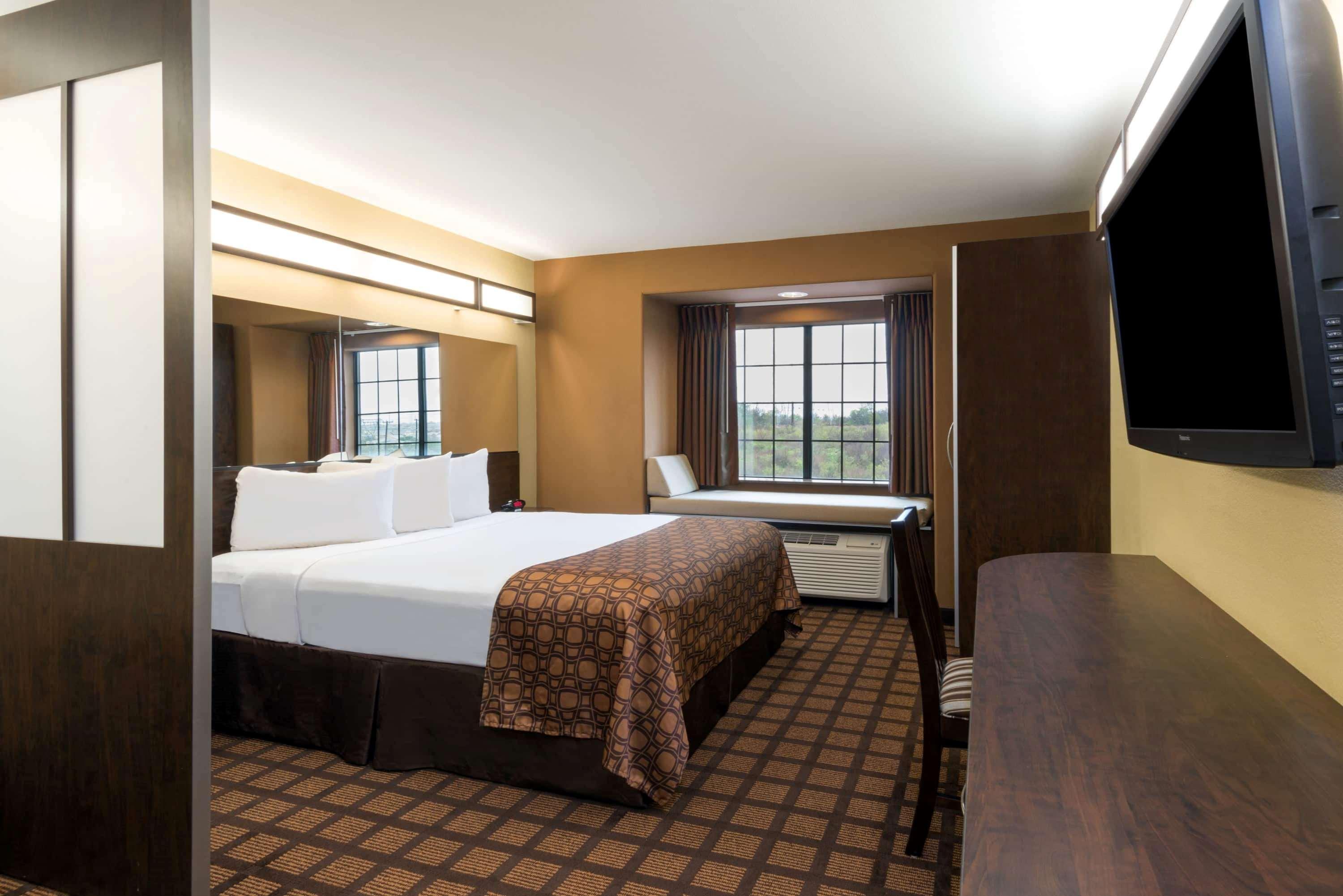 Best Western Seaworld San Antonio Exterior photo